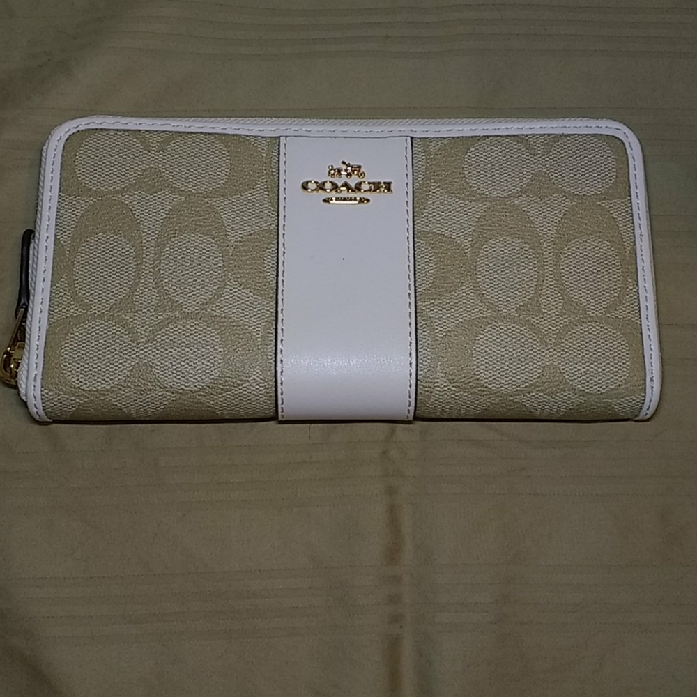 Coach Signature Leather Wallet